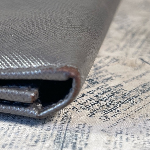 Salvatore Ferragamo Gancini Continental GJ-224633 - Picture 15 of 15